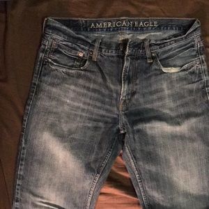 American Eagle Straight Jeans